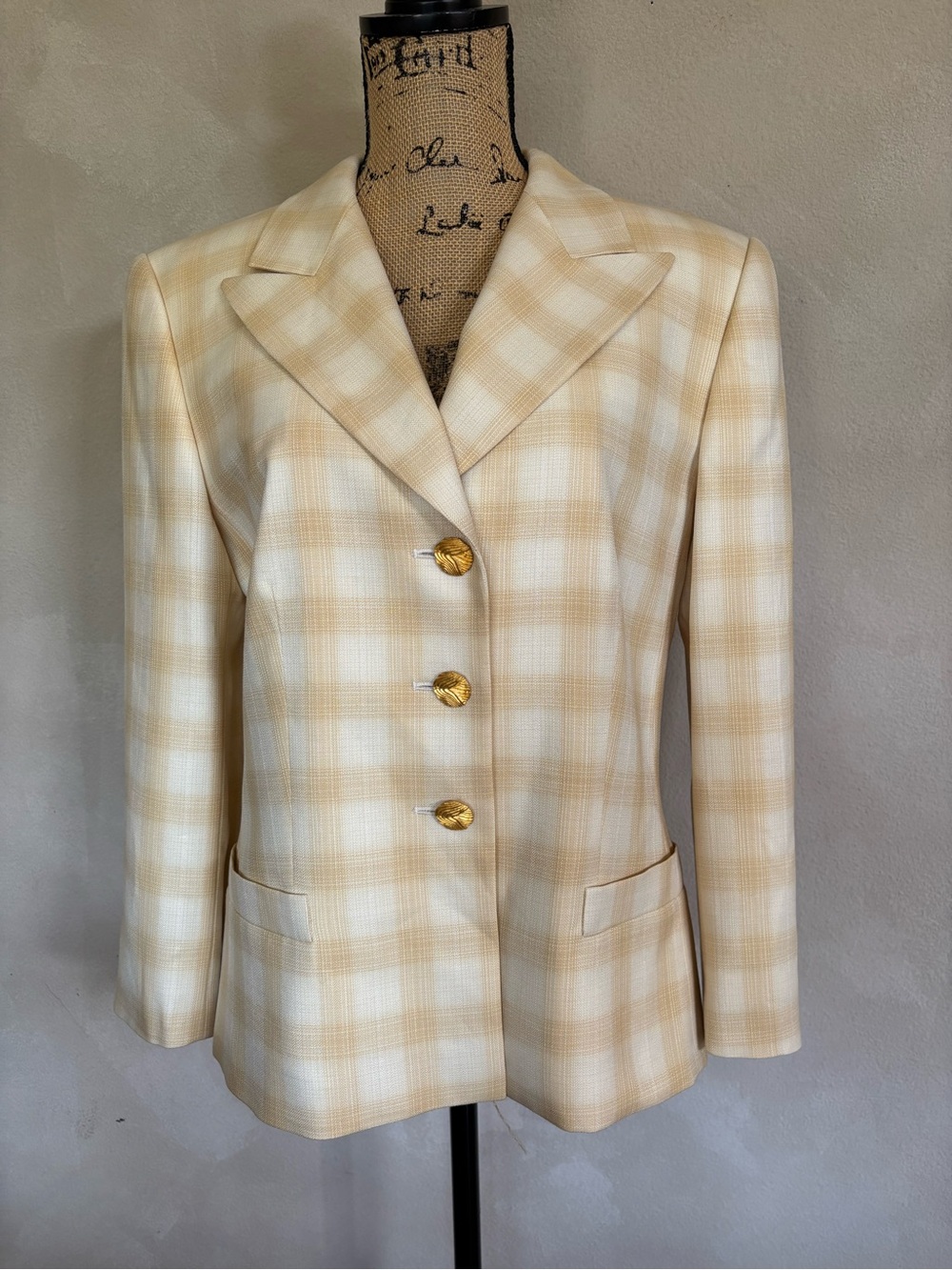Escada new wool and silk blazer jacket